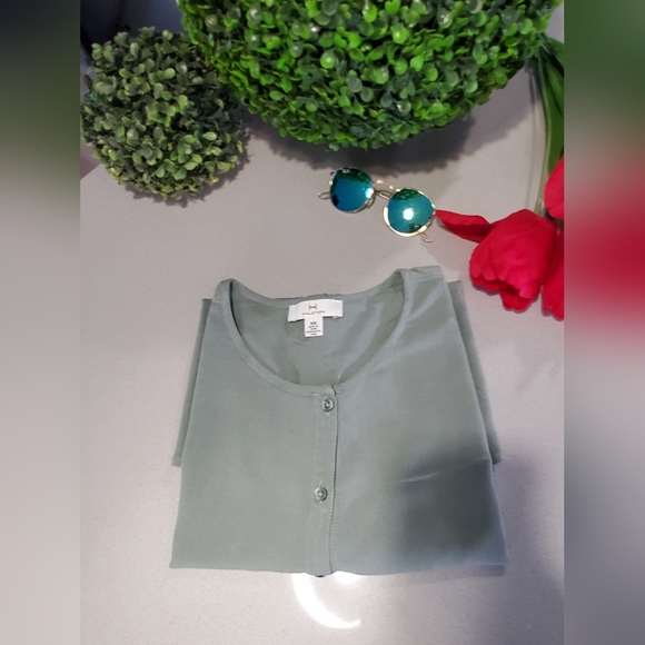 HALSTON Jolie haut sans manche avec boutons vert sauge - Picture 6 of 6